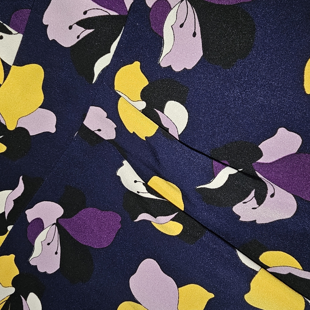 Ann Taylor Floral Dress - Picture 10 of 11
